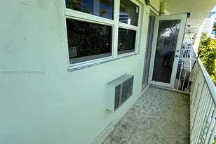 524 Washington Ave, Miami Beach, FL 33139 - Photo 16