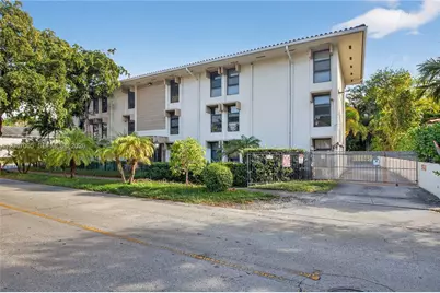 1600 S Le Jeune Rd #14, Coral Gables, FL 33134 - Photo 2