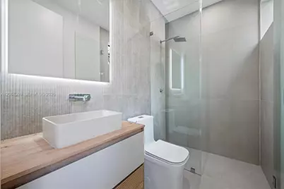 2980 SW 2nd St #LEFT, Miami, FL 33135 - Photo 16