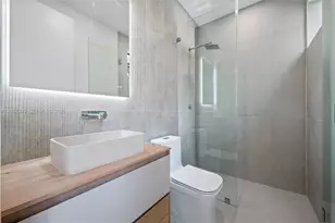 2980 SW 2nd St, Miami, FL 33135 - Photo 16