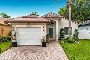 16523 Sapphire St, Weston, FL 33331 - Photo 2