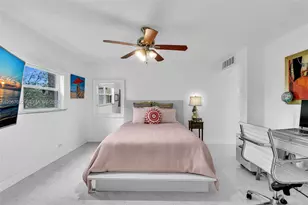 800 NE 195th St, Miami, FL 33179 - Photo 24