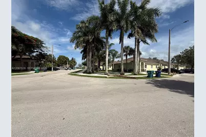 13240 Old Biscayne Dr. #1702, Homestead, FL 33033 - Photo 12