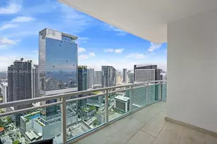 950 Brickell Bay Dr, Miami, FL 33131 - Photo 10
