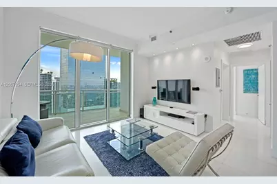 950 Brickell Bay Dr #4600, Miami, FL 33131 - Photo 2