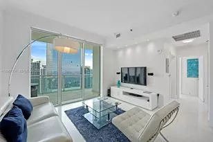 950 Brickell Bay Dr, Miami, FL 33131 - Photo 2
