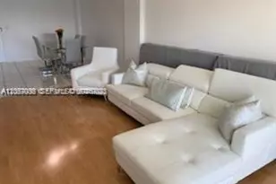 300 Bayview Dr, Sunny Isles Beach, FL 33160 - Photo 4