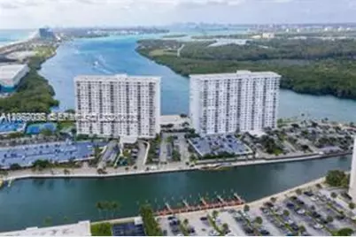 300 Bayview Dr #508, Sunny Isles Beach, FL 33160 - Photo 28