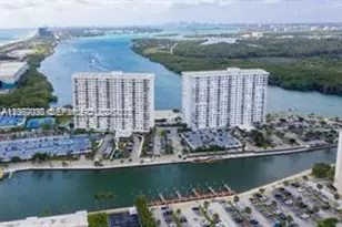 300 Bayview Dr, Sunny Isles Beach, FL 33160 - Photo 28