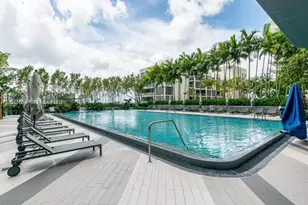 121 NE 34th St, Miami, FL 33137 - Photo 22