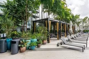 121 NE 34th St, Miami, FL 33137 - Photo 28