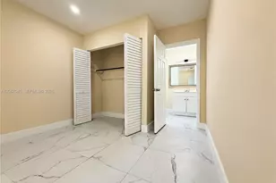 1740 NW 126th St, Miami, FL 33167 - Photo 12
