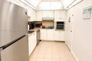 4001 S Ocean Dr, Hollywood, FL 33019 - Photo 2