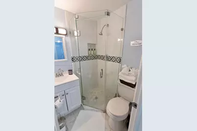 20760 NW 37th Ct #2, Miami Gardens, FL 33055 - Photo 16