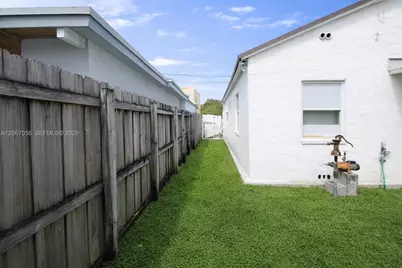 915 SW 9th Ct, Miami, FL 33130 - Photo 28