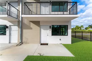155 NW 160th St, North Miami Beach, FL 33169 - Photo 2