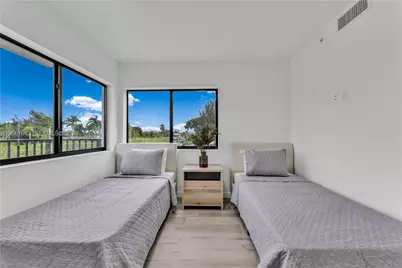 155 NW 160th St #TH 2, North Miami Beach, FL 33169 - Photo 16