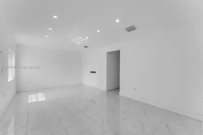 8246 SW 147th Ct, Miami, FL 33193 - Photo 6