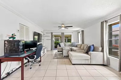 206 SE 1st Cir #13-B, Boynton Beach, FL 33435 - Photo 10