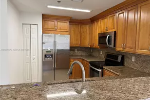 11102 NW 83rd St, Doral, FL 33178 - Photo 2