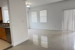 11102 NW 83rd St, Doral, FL 33178 - Photo 6