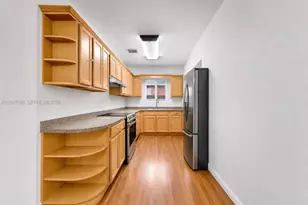 7561 Meridian St, Miramar, FL 33023 - Photo 20