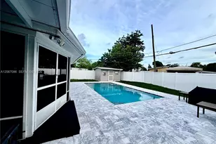 4580 SW 39th St, West Park, FL 33023 - Photo 12
