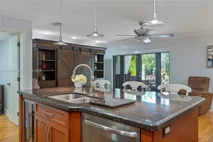 3814 NE 166th St, North Miami Beach, FL 33160 - Photo 20