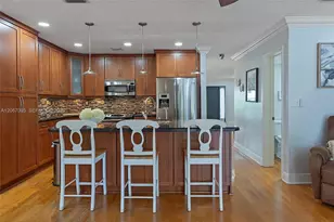 3814 NE 166th St, North Miami Beach, FL 33160 - Photo 14