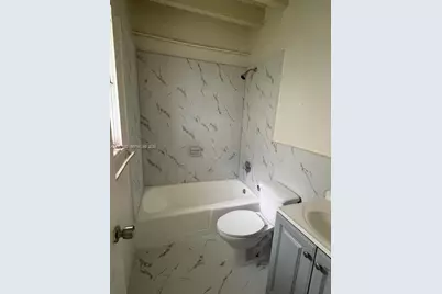 134 SW 3rd Ct #134, Homestead, FL 33030 - Photo 4