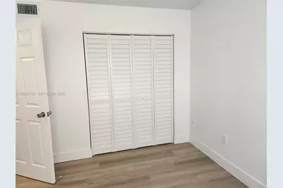 8075 NW 7th St #420, Miami, FL 33126 - Photo 12