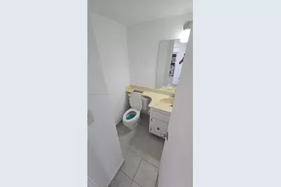 3511 Inverrary Dr #205, Lauderhill, FL 33319 - Photo 4