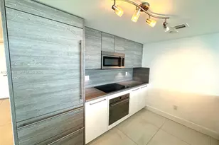 400 Sunny Isles Blvd, Sunny Isles Beach, FL 33160 - Photo 8