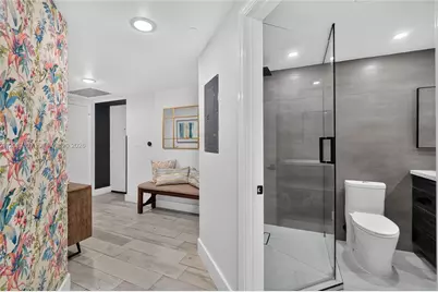 55 SE 6th St #3802, Miami, FL 33131 - Photo 24