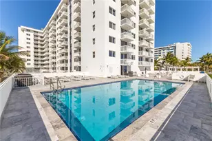 401 Ocean Dr, Miami Beach, FL 33139 - Photo 20