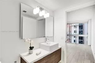 1010 SW 2nd Ave, Miami, FL 33130 - Photo 14