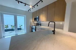 1220 Euclid Ave, Miami Beach, FL 33139 - Photo 20