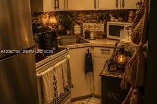 5201 NW 7th St, Miami, FL 33126 - Photo 8
