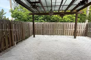 24600 SW 119th Pl, Miami, FL 33032 - Photo 4