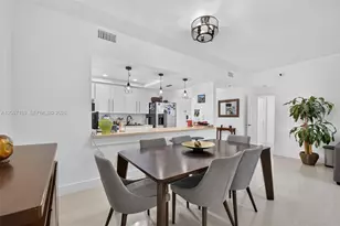 9755 NW 52nd St, Doral, FL 33178 - Photo 8