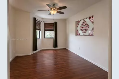 11263 SW 9th Ct, Pembroke Pines, FL 33025 - Photo 6