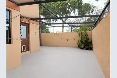 11263 SW 9th Ct, Pembroke Pines, FL 33025 - Photo 12