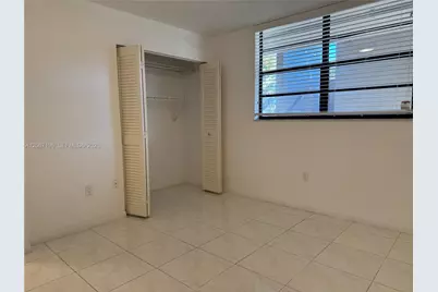 1101 Colony Point Cir #102, Pembroke Pines, FL 33026 - Photo 38