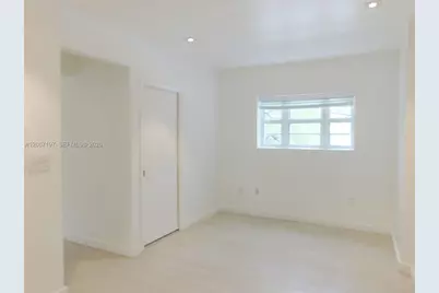 4812 Pine Tree Dr #206, Miami Beach, FL 33140 - Photo 14
