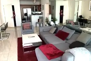 325 S Biscayne Blvd, Miami, FL 33131 - Photo 2