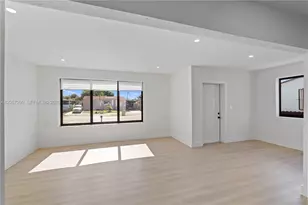 31 W 64th St, Hialeah, FL 33012 - Photo 4