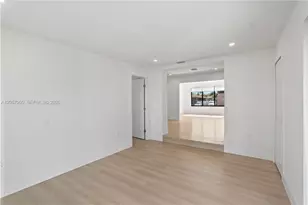 31 W 64th St, Hialeah, FL 33012 - Photo 14