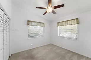 2496 NW 89th Dr, Coral Springs, FL 33065 - Photo 10