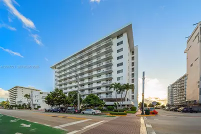 401 Ocean Dr #318, Miami Beach, FL 33139 - Photo 16