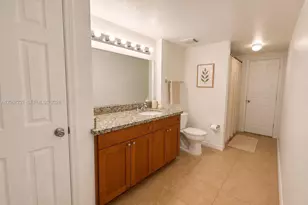 131 SW 117th Ave, Pembroke Pines, FL 33025 - Photo 6